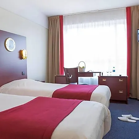 Hotell Les Gens De Dunkerque By Popinns 2*